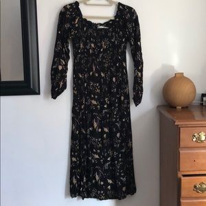 Gorgeous Open Slit Black Flower Dress